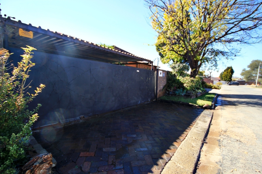 7 Bedroom Property for Sale in Potchefstroom North West